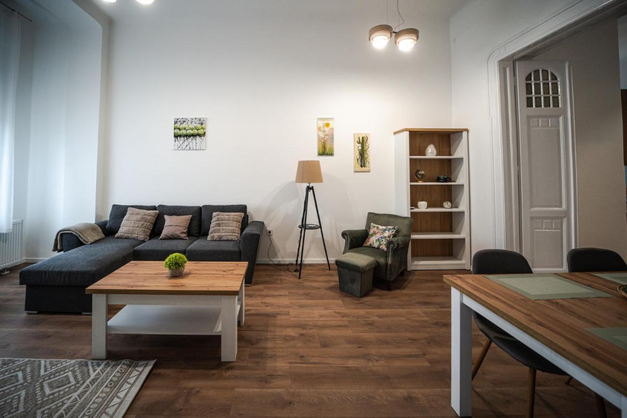 Volenter Lux Apartment Uno 包姚 外观 照片